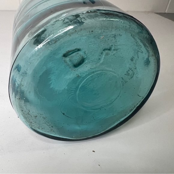 VINTAGE BALL 1910-1923 MASON JAR - BLUE  - QUART - ZINC LID - Picture 2 of 16